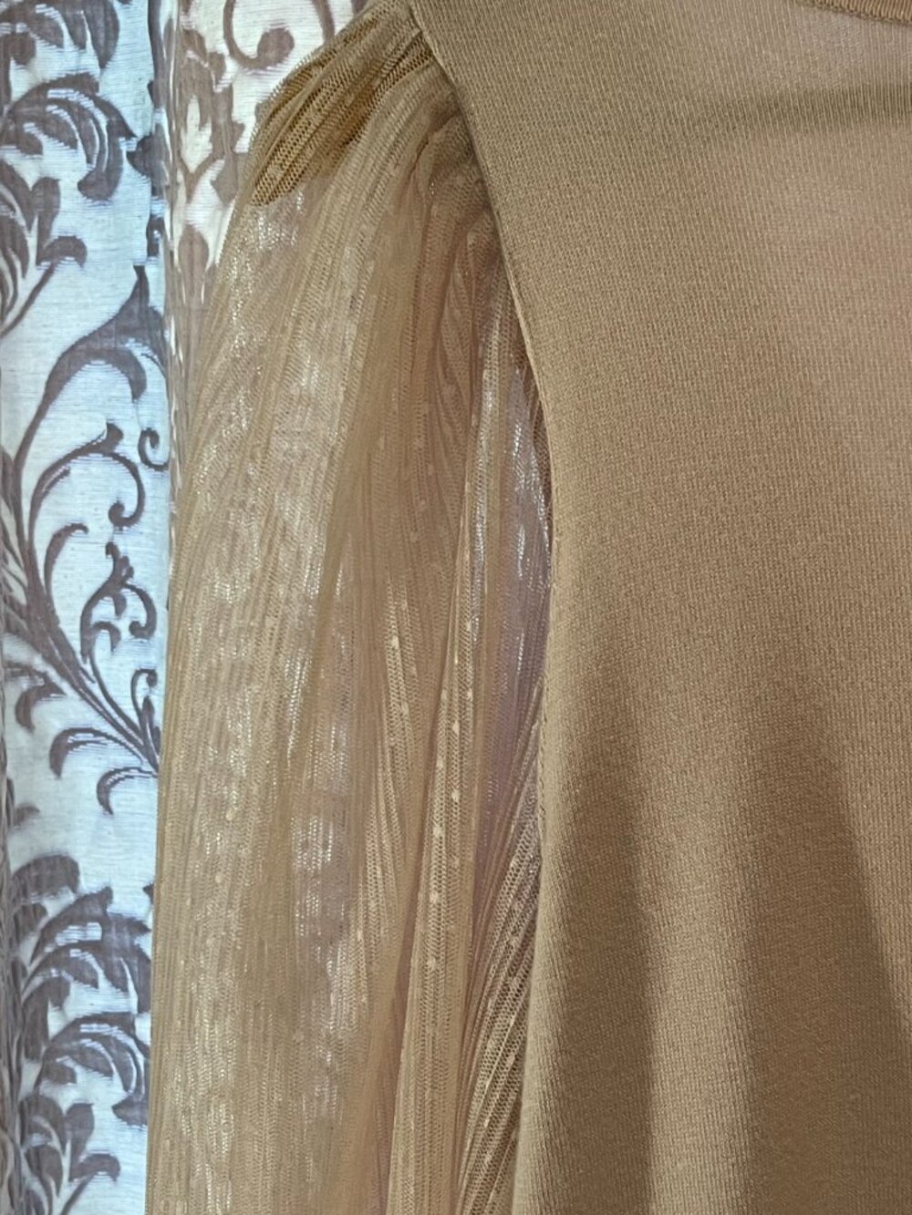 EXPRESS Medium Pale Pink V-Neck Sweater w/Sheer Shimmer PolkaDot Striped Sleeves - Picture 6 of 15